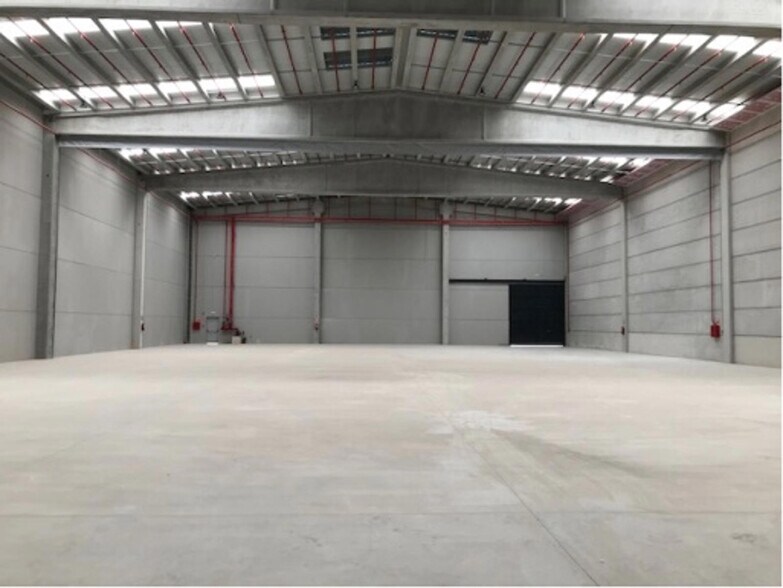 Industriel/Logistique dans San Fernando de Henares, Madrid à louer - Photo intérieure – Image 2 sur 4