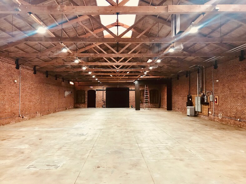 1228 S Flower St, Los Angeles, CA à louer - Photo intérieure – Image 2 sur 21