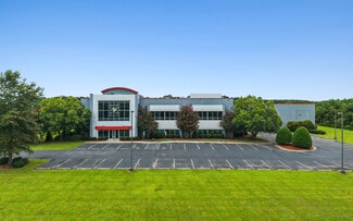 Plus de détails pour 104 Commercial Ave, Mount Olive, NC - Industriel/Logistique à vendre