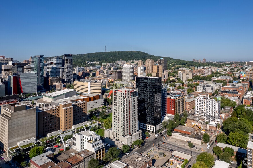 20 Boul de Maisonneuve O, Montréal, QC à louer - Aérien – Image 3 sur 12