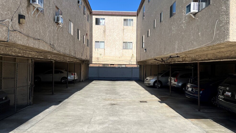7001-7005 S Main St, Los Angeles, CA à vendre - Photo de l’immeuble – Image 3 sur 15