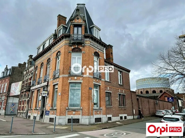 678 Avenue Des Nations Unies, Roubaix à louer - Photo de l’immeuble – Image 2 sur 9