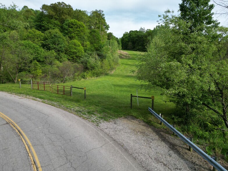 0 Kragel Rd, Wintersville, OH à vendre - Photo principale – Image 1 sur 27