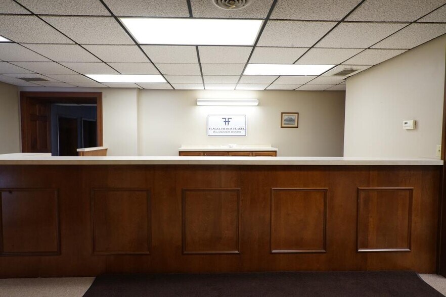 206 W Main St, Troy, OH à louer - Photo de l’immeuble – Image 3 sur 8