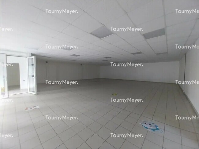 Plus de détails pour Différents types d’espaces à louer