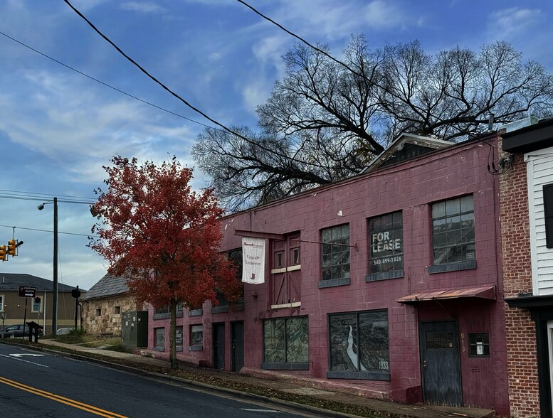 919-921 Sophia St, Fredericksburg, VA à louer - Photo de l’immeuble – Image 3 sur 3