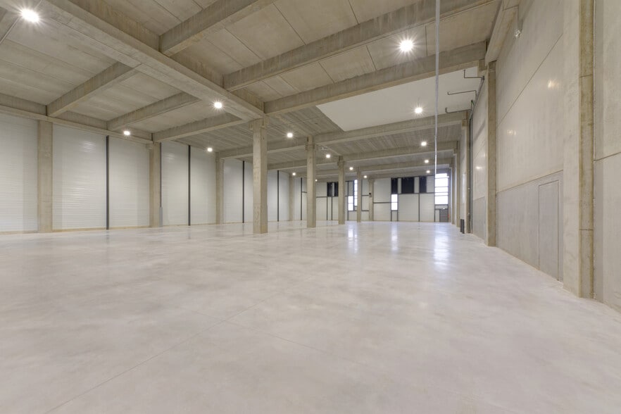 2 Avenue Denis Diderot, Élancourt à louer - Photo intérieure – Image 2 sur 4