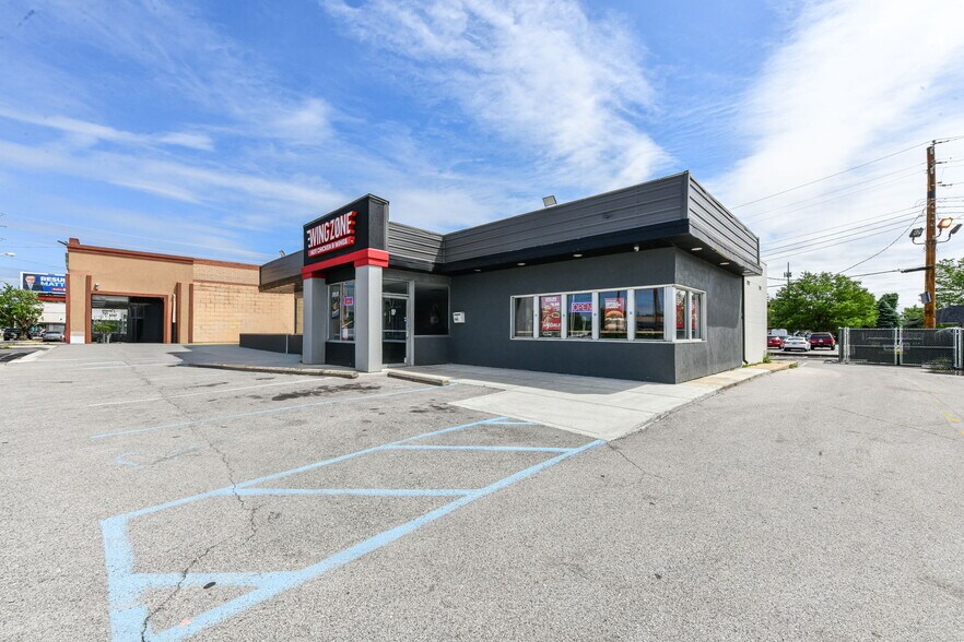 5527 N Keystone Ave, Indianapolis, IN à vendre - Photo de l’immeuble – Image 3 sur 20