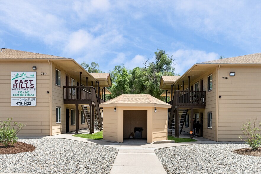 730-740 E Hills Rd, Colorado Springs, CO à vendre - Photo de l’immeuble – Image 2 sur 16