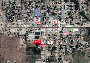 317 S 4th Ave, Hill City, KS à louer Aérien– Image 2 sur 4