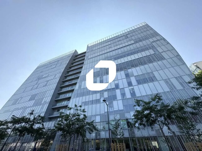 Plus de détails pour Local commercial à louer