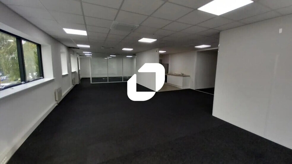 Bureau dans VILLENEUVE-D'ASCQ à louer - Photo intérieure – Image 2 sur 12