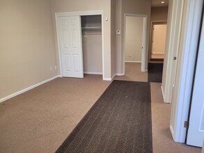 6800-6850 Caine Rd, Columbus, OH à louer Photo de l’immeuble– Image 1 sur 5