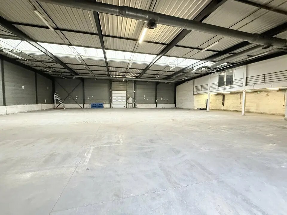 Local d’activités dans Villepinte à louer Photo intérieure– Image 1 sur 7