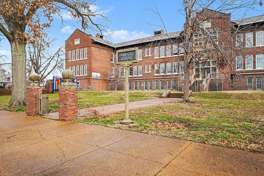 4025 Sullivan Ave, Saint Louis, MO à vendre - Photo de l’immeuble – Image 3 sur 8