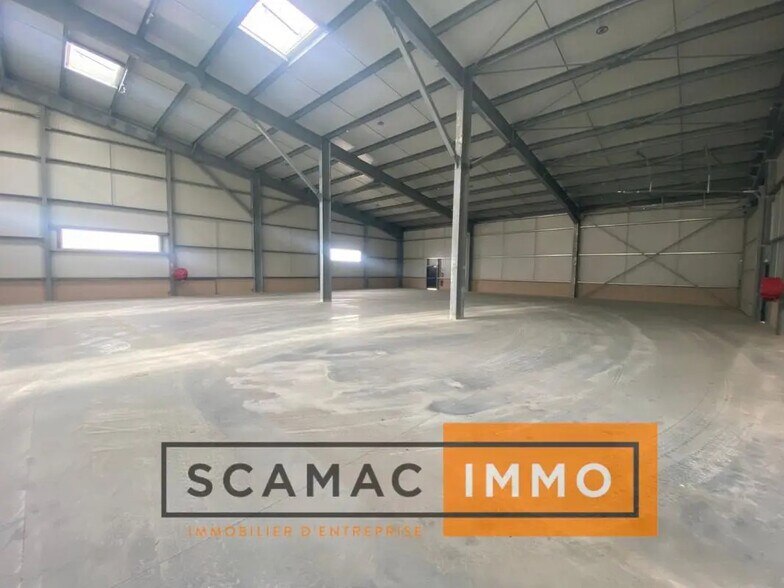 Bureau dans Fos-sur-Mer à louer - Photo de l’immeuble – Image 3 sur 12