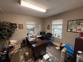 115 Campbell St, Geneva, IL à louer Photo intérieure– Image 1 sur 1