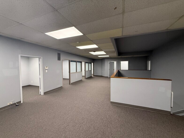 6609 Moravia Park Dr, Baltimore, MD à louer - Photo de l’immeuble – Image 3 sur 8