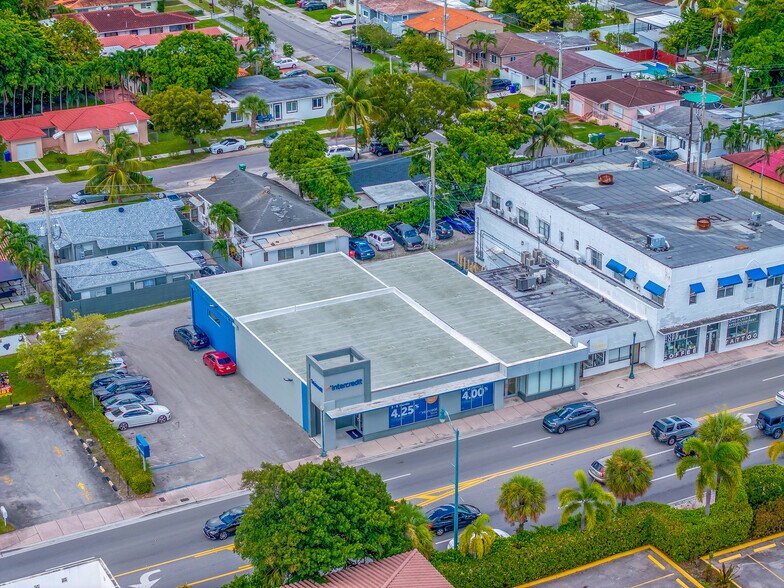4713-4725 SW 8th St, Miami, FL à louer - Photo de l’immeuble – Image 3 sur 57