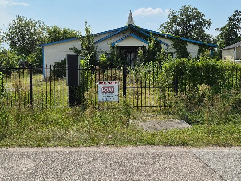 9009 Ramin St, Houston, TX à vendre - Photo de l’immeuble – Image 2 sur 5