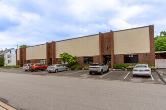 Plus de détails pour 403 Elm Ave, North Wales, PA - Industriel/Logistique à vendre