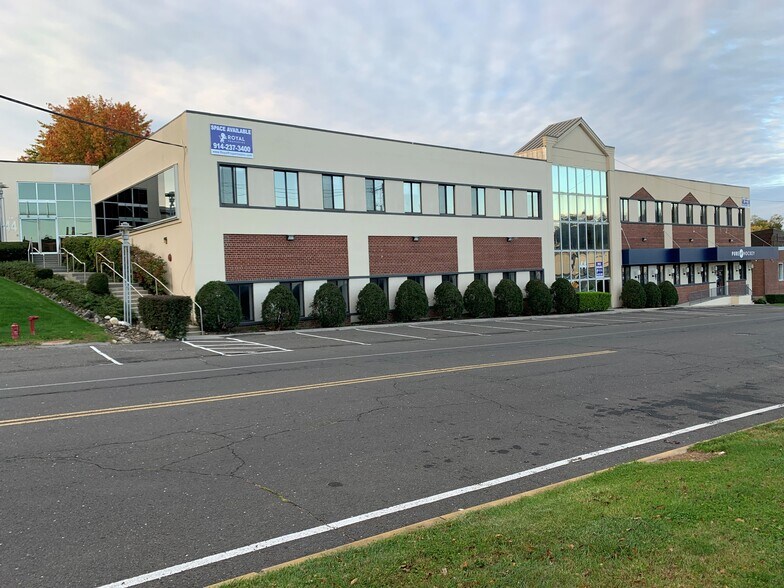 44 Commerce Rd, Stamford, CT à louer - Photo principale – Image 1 sur 7