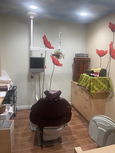 3645 Overland Ave, Los Angeles, CA à louer - Photo de l’immeuble – Image 3 sur 6