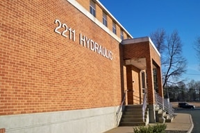 2211 Hydraulic Rd, Charlottesville, VA à louer Photo de l’immeuble– Image 1 sur 2