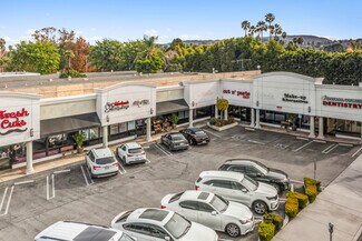 Plus de détails pour 19458 Ventura Blvd, Tarzana, CA - Local commercial à louer