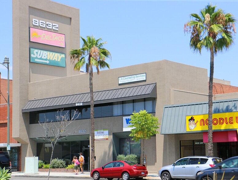 8632 S Sepulveda Blvd, Los Angeles, CA à louer - Photo de l’immeuble – Image 1 sur 21