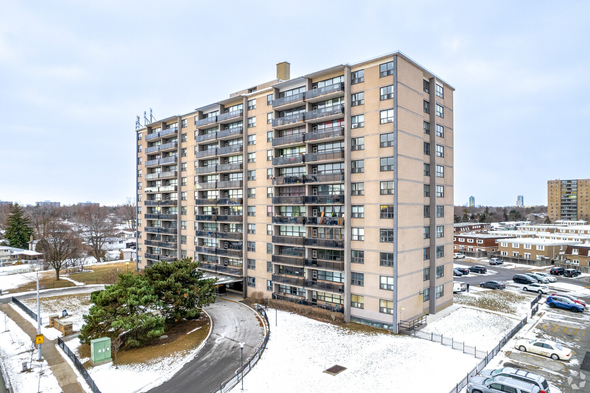 25 Rambler Dr, Brampton, ON à vendre Photo principale– Image 1 sur 21