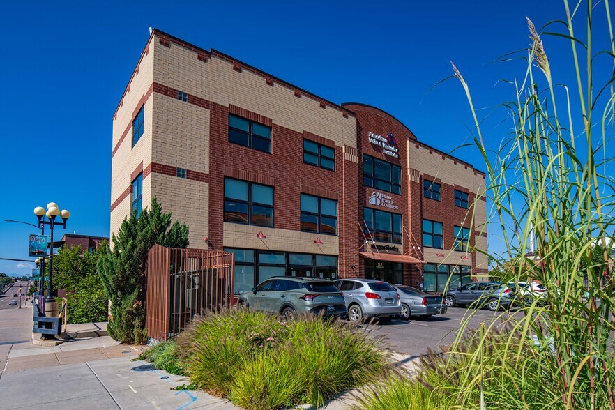 115 E Riverwalk Ave, Pueblo, CO à vendre - Photo de l’immeuble – Image 3 sur 34