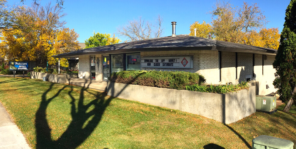 7530 Mineral Point Rd, Madison, WI à vendre - Photo de l’immeuble – Image 3 sur 16