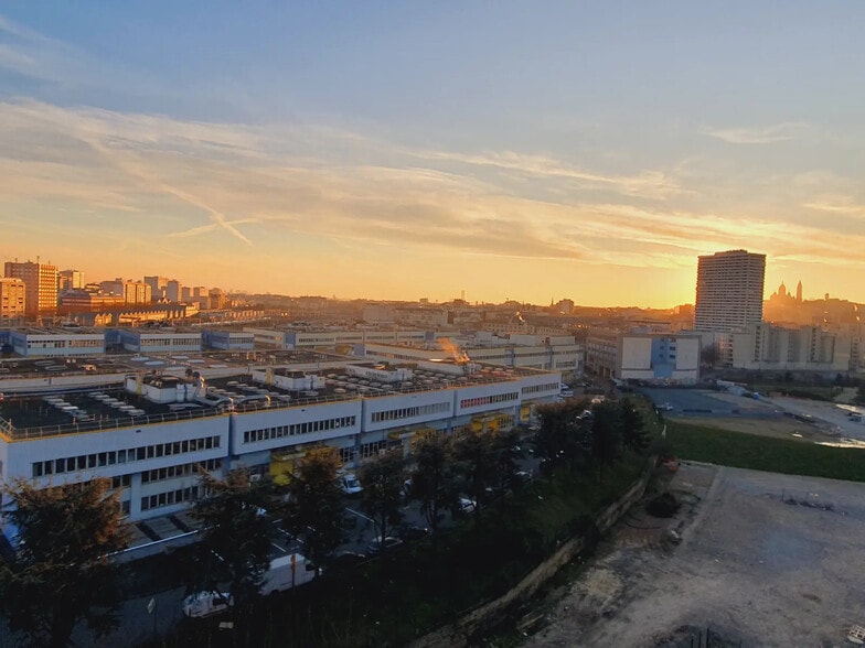 189 Rue D'Aubervilliers, Paris à louer - Photo de l’immeuble – Image 2 sur 7