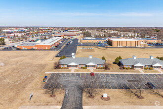 858-863 Center Ct, Shorewood, IL - VUE AÉRIENNE  vue de carte - Image1