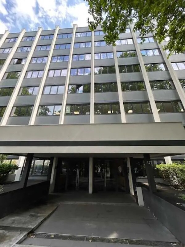 Bureau dans Villeurbanne à louer Photo de l’immeuble– Image 1 sur 10