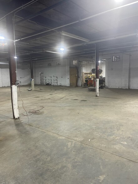 300 Broadway, Bethpage, NY à louer - Photo de l’immeuble – Image 3 sur 6