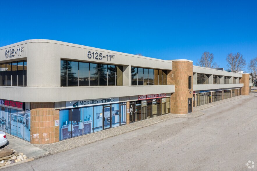 6125 11th St SE, Calgary, AB à louer - Photo de l’immeuble – Image 1 sur 4
