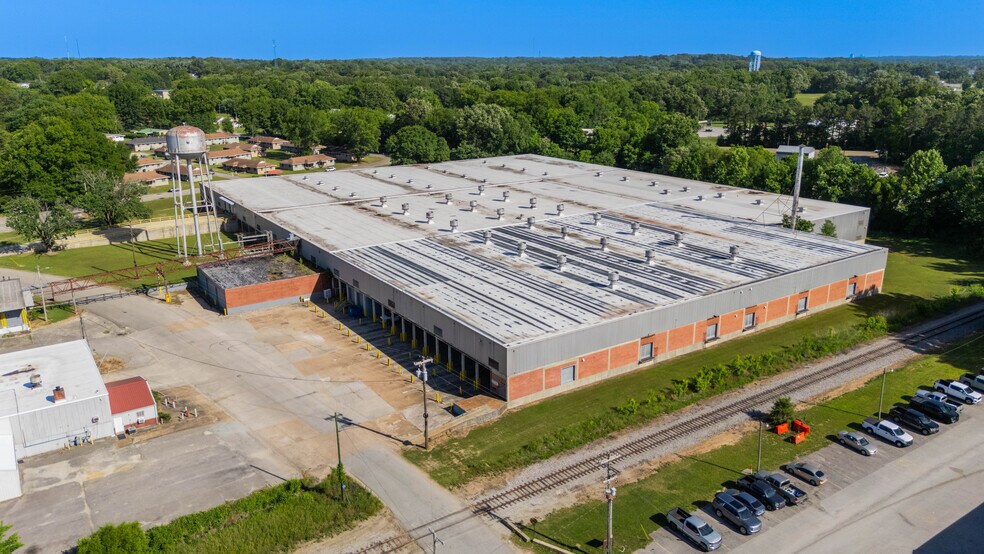 501 W 10th St, Trenton, TN à louer - Photo de l’immeuble – Image 2 sur 8