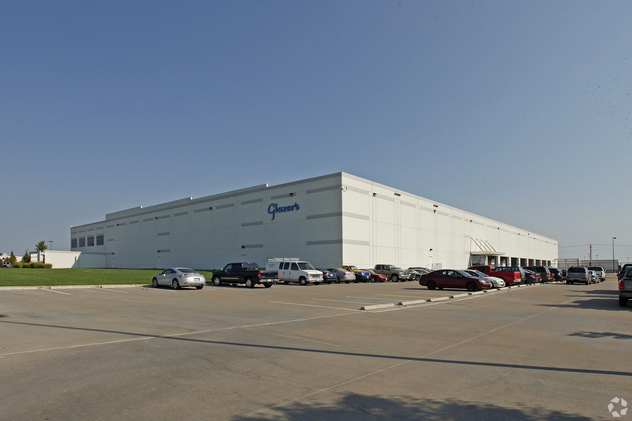 1 Glazer Way, Saint Charles, MO à louer Photo principale– Image 1 sur 4