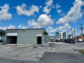 1080-1090 E 17th St, Miami, FL à louer Photo intérieure– Image 2 sur 9