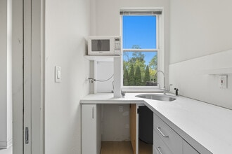 12 Main St, Irvington, NY à louer Photo intérieure– Image 2 sur 17