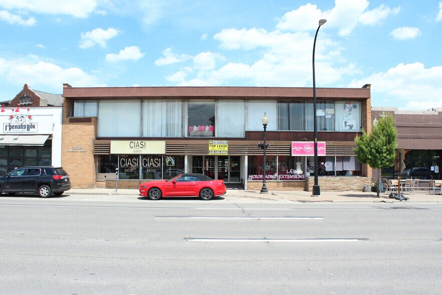 22720 Woodward Ave, Ferndale, MI à louer - Photo de l’immeuble – Image 1 sur 5