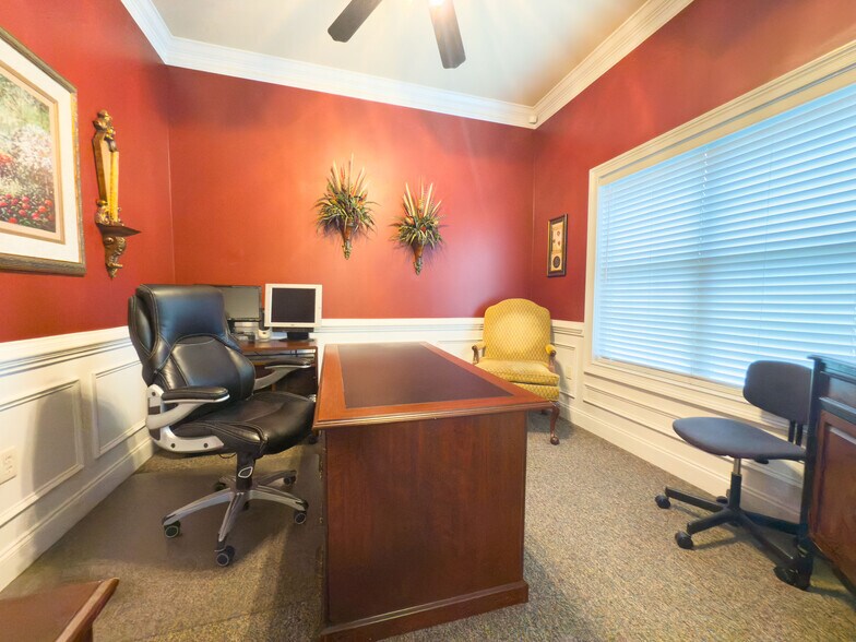 4485 Tench Rd, Suwanee, GA à vendre - Photo de l’immeuble – Image 3 sur 12