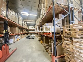 Plus de détails pour Bureau, Local d'activités à louer