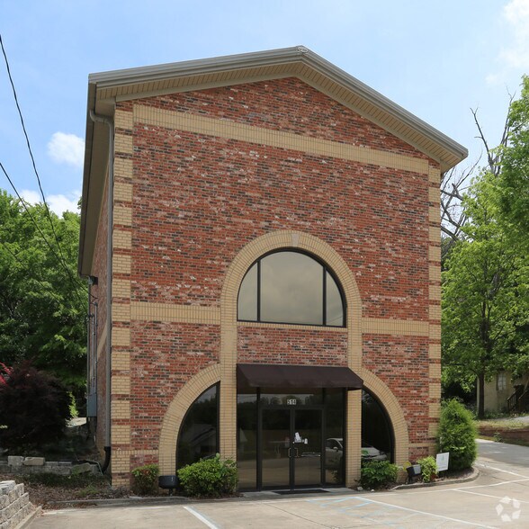 514 1st St N, Alabaster, AL à vendre - Photo de l’immeuble – Image 3 sur 7