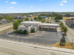 401-445 N Weber Rd, Romeoville, IL à louer Photo intérieure– Image 1 sur 2
