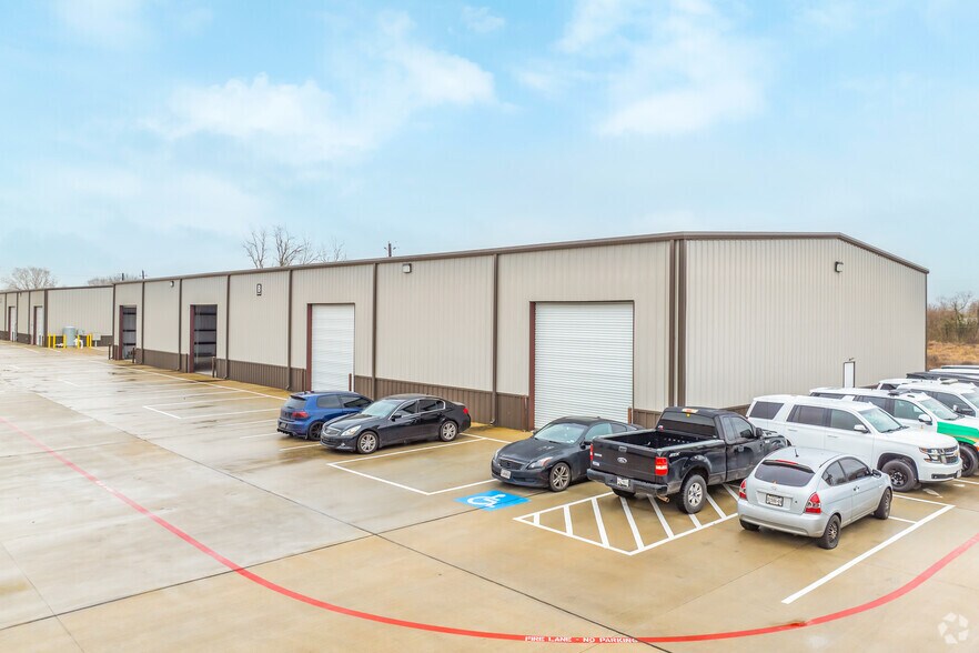 18500 Pearland Sites Rd, Pearland, TX à louer - Photo de l’immeuble – Image 3 sur 21