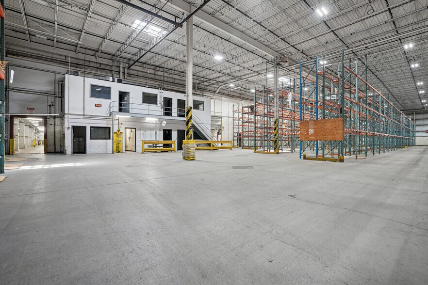 26 Wiggins Ave, Bedford, MA à louer - Photo de l’immeuble – Image 3 sur 7