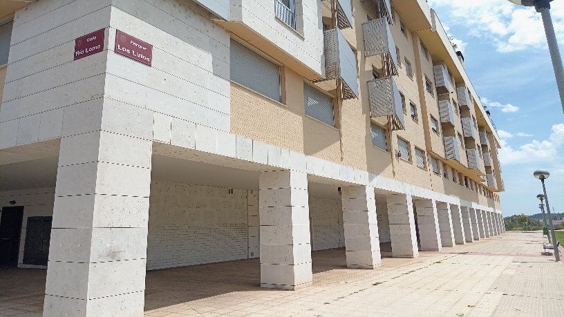 Immeuble residentiel dans Villamediana de Iregua, La Rioja à vendre - Photo de l’immeuble – Image 3 sur 4
